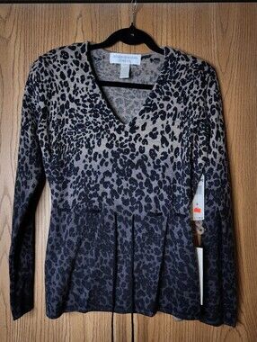 Vintage Jones New York 100% Merino Wool Leopard Sweater NWT